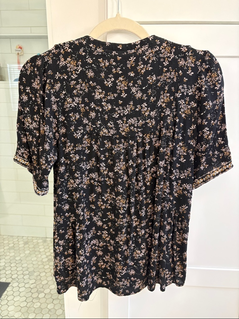 Knox Rose Boho Embroidered Black Floral Peplum Top - Picture 3 of 4